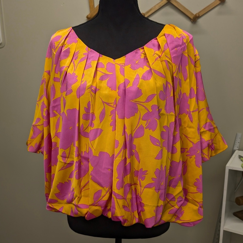 Andthewhy California 3XL Yellow Pink Floral V-Neck Bubble Hem Blouse NWT